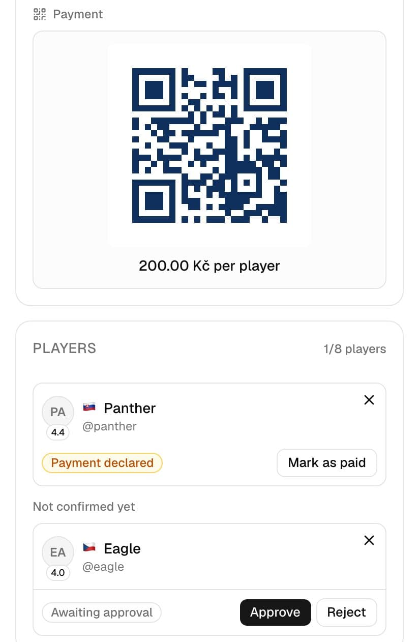 The entries of a tournament with a request to approve, the entry fee and the payment QR code